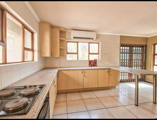 2 BEDROOM HOUSE FOR SALE IN MOUNT AMANZI